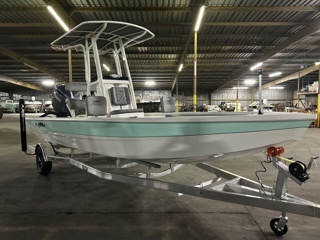 2025 Avid 21 Fusion - Sold Boat