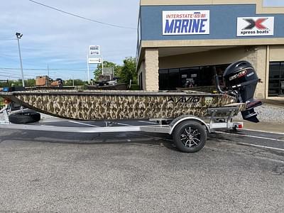 BOATZON | Avid Boats 18 COMMANDER w YAMAHA 90 TILLER 2025