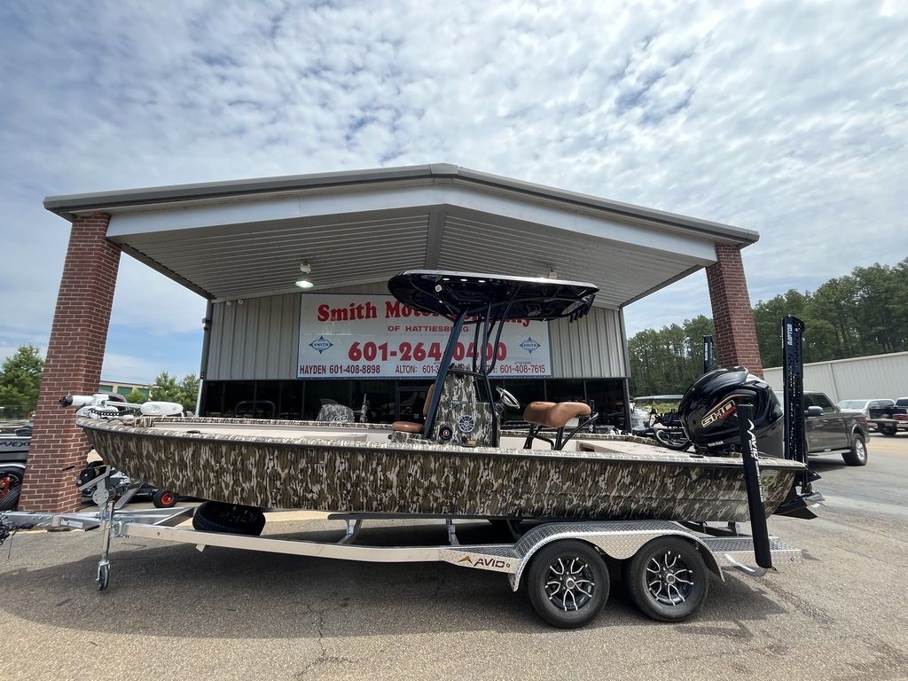 2025 Avid Boats 23 Mag - Sold Boat