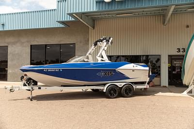BOATZON | Axis 22 2015