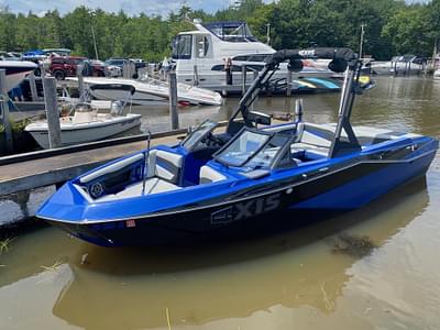 BOATZON | 2022 Axis T220