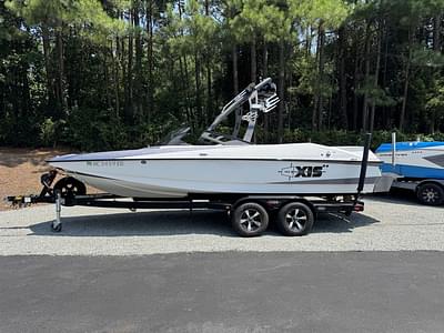 BOATZON | Axis Wake Research A22 2014 BOATZON | Axis Wake Research A22 2014