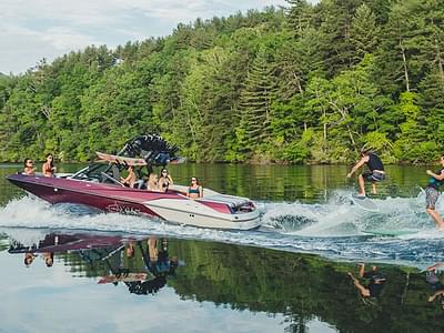 BOATZON | Axis Wake Research A24 2019