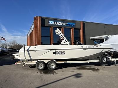 BOATZON | Axis Wake Research A24 2020