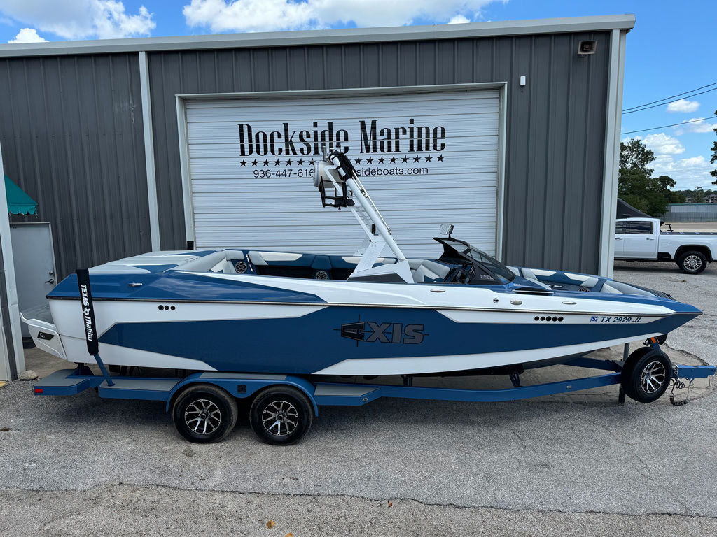 2021 Axis Wake Research A24 - Sold Boat