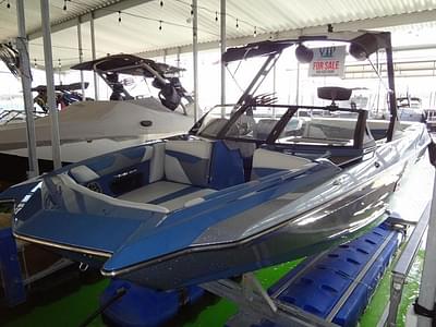 BOATZON | Axis Wake Research A24 2021 BOATZON | Axis Wake Research A24 2021