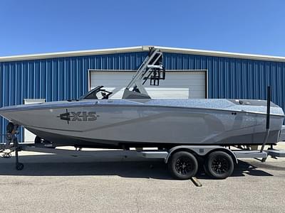 BOATZON | Axis Wake Research A245 2025