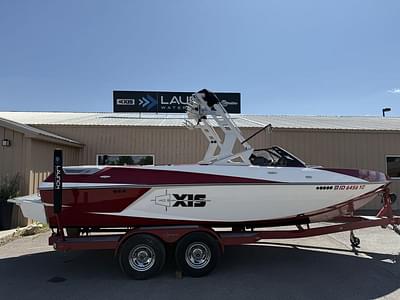 BOATZON | Axis Wake Research T22 2016 BOATZON | Axis Wake Research T22 2016