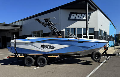 BOATZON | Axis Wake Research T220 2025
