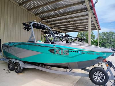 BOATZON | Axis Wake Research T250 2022