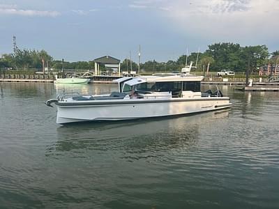 BOATZON | Axopar 37 Cross Cabin 2023 BOATZON | Axopar 37 Cross Cabin 2023