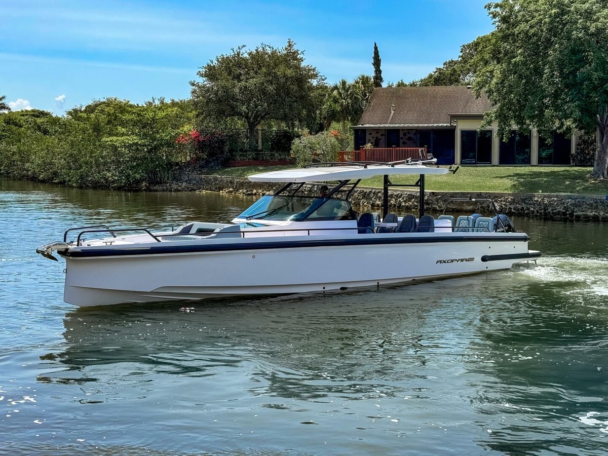 2024 Axopar 37 Sun Top - Sold Boat