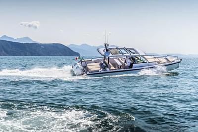 BOATZON | Axopar 37 Sun Top 2026