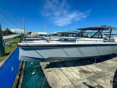 BOATZON | Axopar 37 Sun Top BRABUS Trim 2024