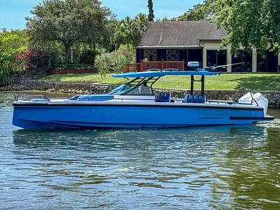 BOATZON | Axopar 37 Sun Top BRABUS Trim 2025 BOATZON | Axopar 37 Sun Top BRABUS Trim 2025