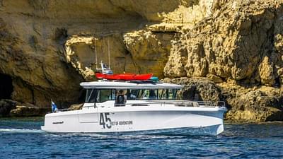 BOATZON | Axopar 45 XC Cross Cabin 2024