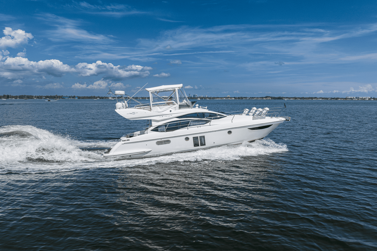 2012 Azimut 40 FLYBRIDGE - Sold Boat