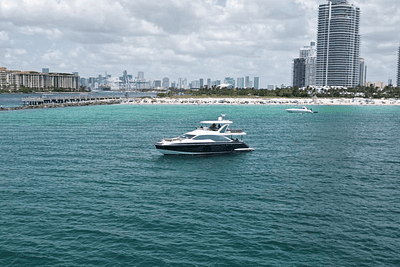 BOATZON | Azimut 60 FLY 2023