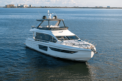 BOATZON | Azimut 68 2023