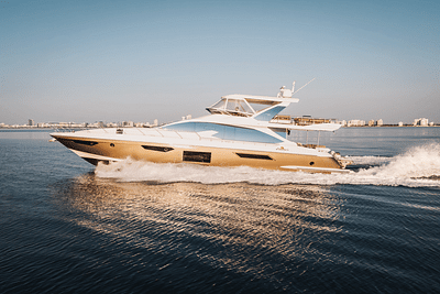 BOATZON | Azimut 72 FLY 2017