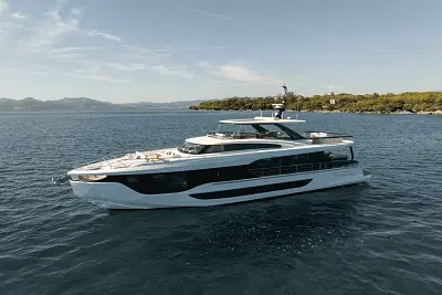 BOATZON | Azimut Grande 26 Metri 2025