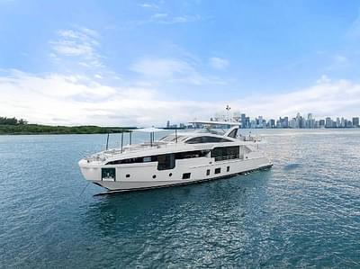 BOATZON | Azimut Grande 32 Metri