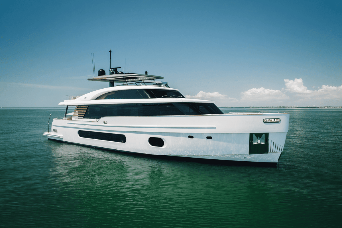 2023 Azimut MAGELLANO 25 METRI - Sold Boat