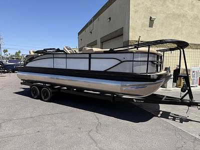 BOATZON | Barletta Boats Cabrio 24UE 2025