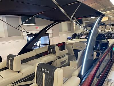 BOATZON | Barletta Boats L23MA 2025