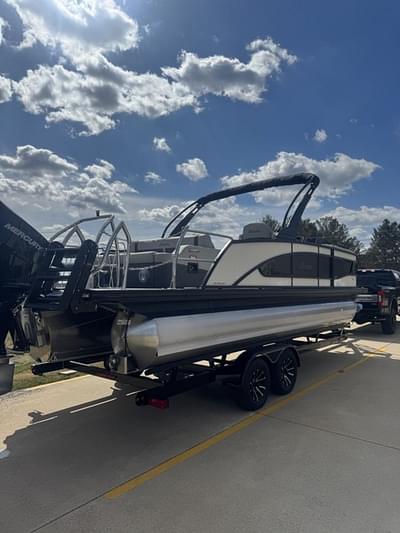 BOATZON | Barletta Boats L23UC 2025 BOATZON | Barletta Boats L23UC 2025