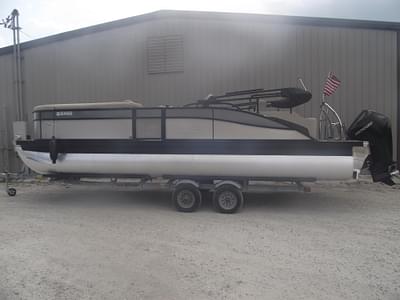 BOATZON | Barletta Cabrio 24UC 2022 BOATZON | Barletta Cabrio 24UC 2022