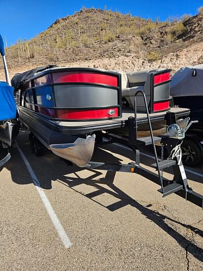 BOATZON | Barletta L21Q Pontoon 2019