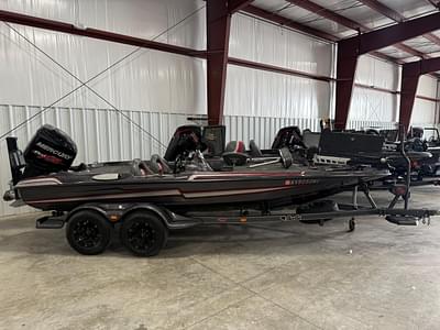 BOATZON | 2018 Bass Cat Eyra