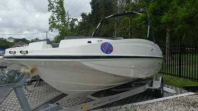 BOATZON | Bayliner 190 Deck Boat 2018