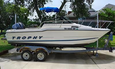 BOATZON | Bayliner 2002 Trophy Walkaround 1996 BOATZON | Bayliner 2002 Trophy Walkaround 1996