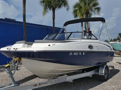 BOATZON | Bayliner 210 Deck Boat 2019