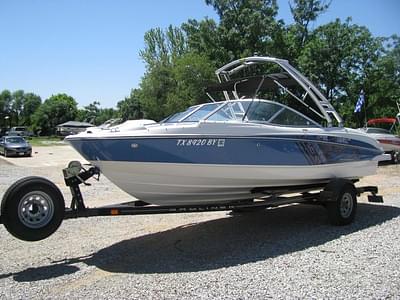 BOATZON | Bayliner 215 Flight Series 2012