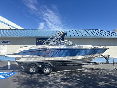 BOATZON | Bayliner 235 Bowrider 2012