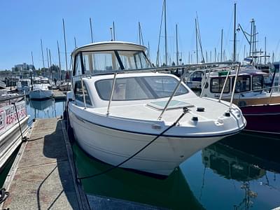 BOATZON | Bayliner 242 Classic 2005