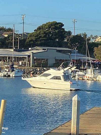 BOATZON | Bayliner 3258