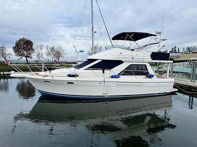 BOATZON | Bayliner 3788 1998