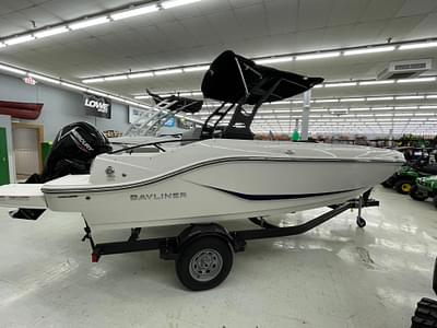 BOATZON | Bayliner D20 2025