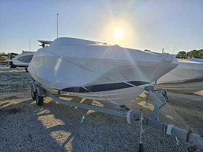 BOATZON | Bayliner D22 2025