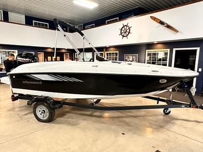 BOATZON | 2025 Bayliner Deckboat E16LE