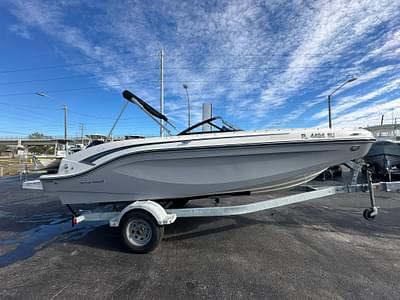 BOATZON | 2021 Bayliner DX 2000