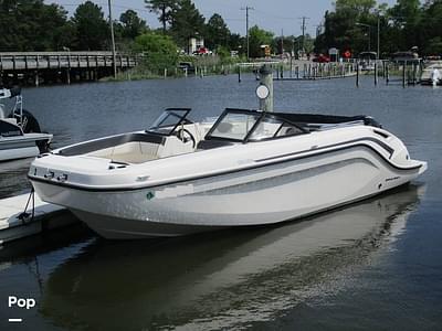 BOATZON | Bayliner DX 2200