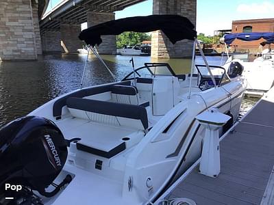 BOATZON | Bayliner DX 2200 BOATZON | Bayliner DX 2200