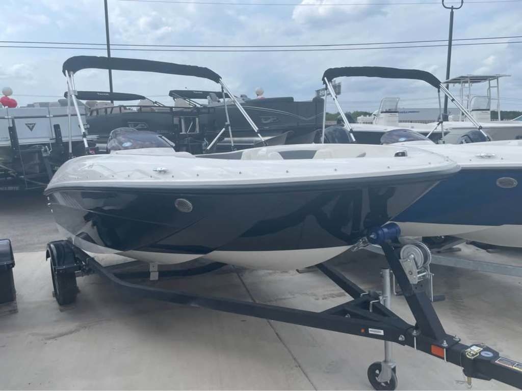 2025 Bayliner Element E16 - Sold Boat