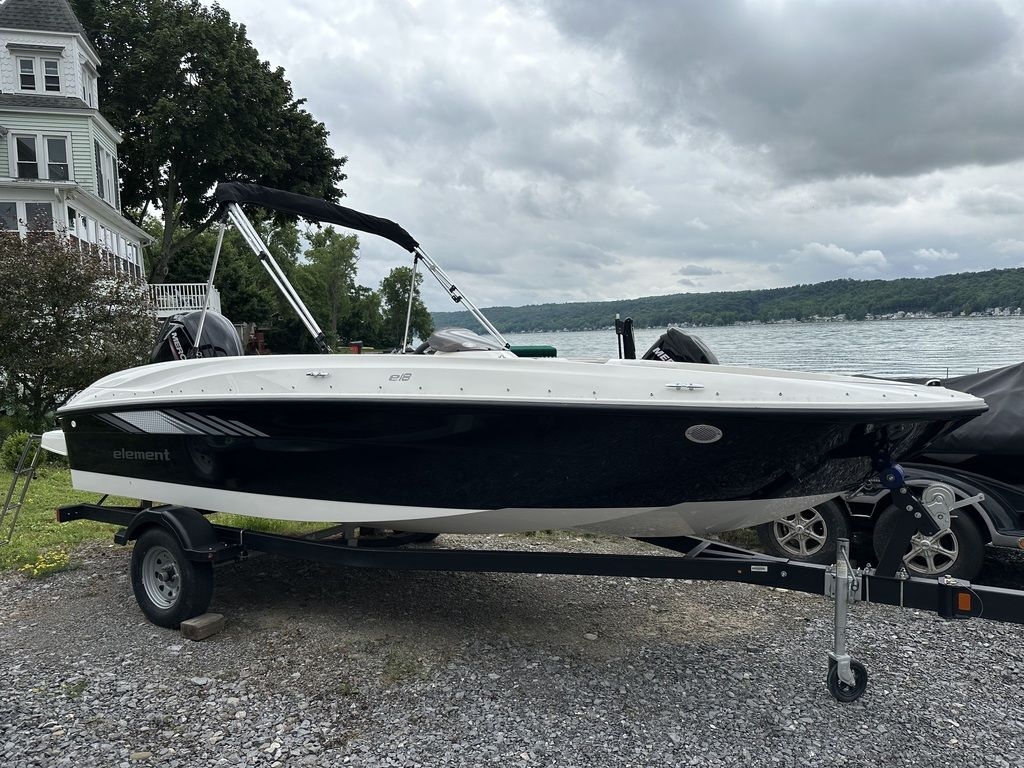 2025 Bayliner Element E18 - Sold Boat