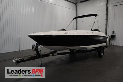 BOATZON | 2025 Bayliner Element E18